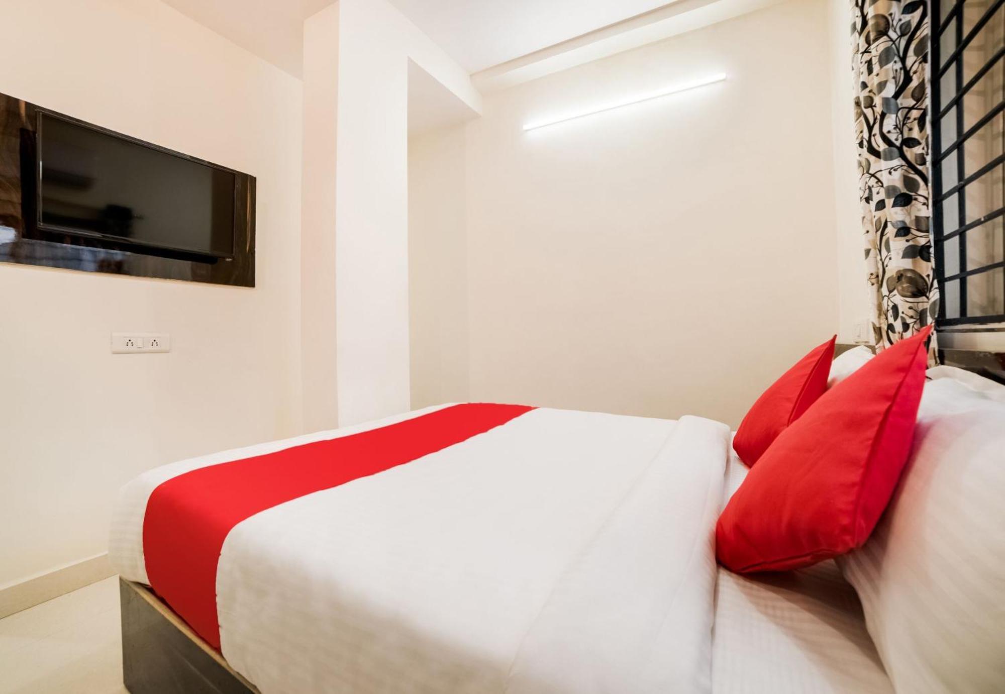 Hotel Super O Lucky Gachibowli